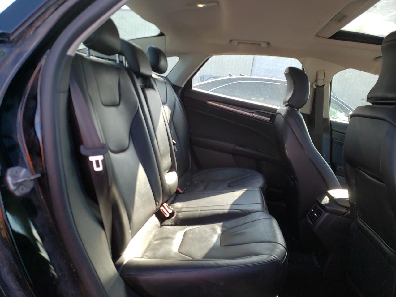 Photo 6 from auction – 2016 FORD FUSION TIT with VIN 3FA6P0K95GR186636