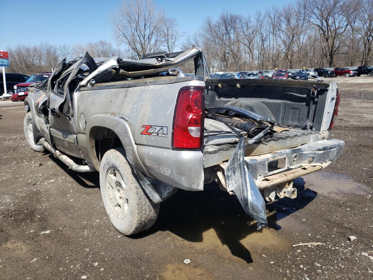 Photo 3 from auction – 2006 CHEVROLET SILVERADO with VIN 2GCEK13Z561357784