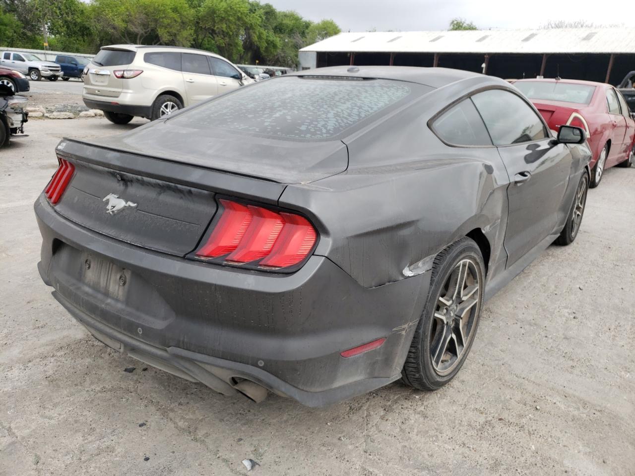 Photo 4 from auction – 2019 FORD MUSTANG with VIN 1FA6P8TH1K5192546