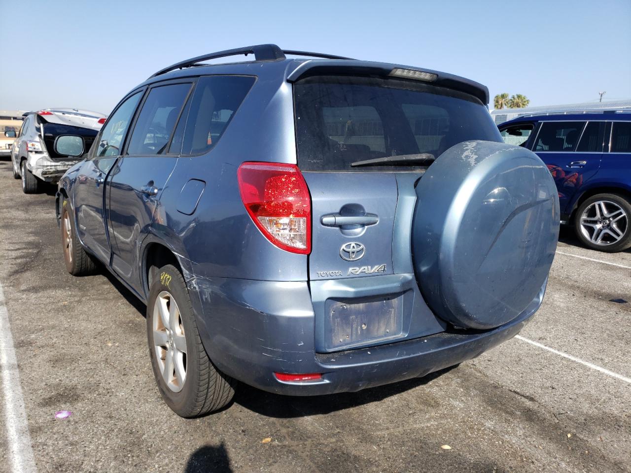 Photo 3 from auction – 2007 TOYOTA RAV4 LIMIT with VIN JTMBK31V876010667