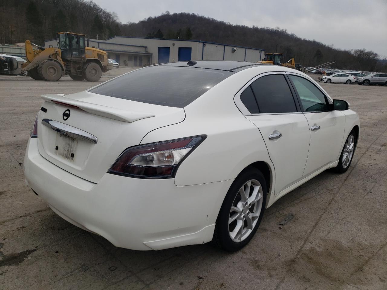 Photo 4 from auction – 2012 NISSAN MAXIMA S with VIN 1N4AA5AP5CC853030