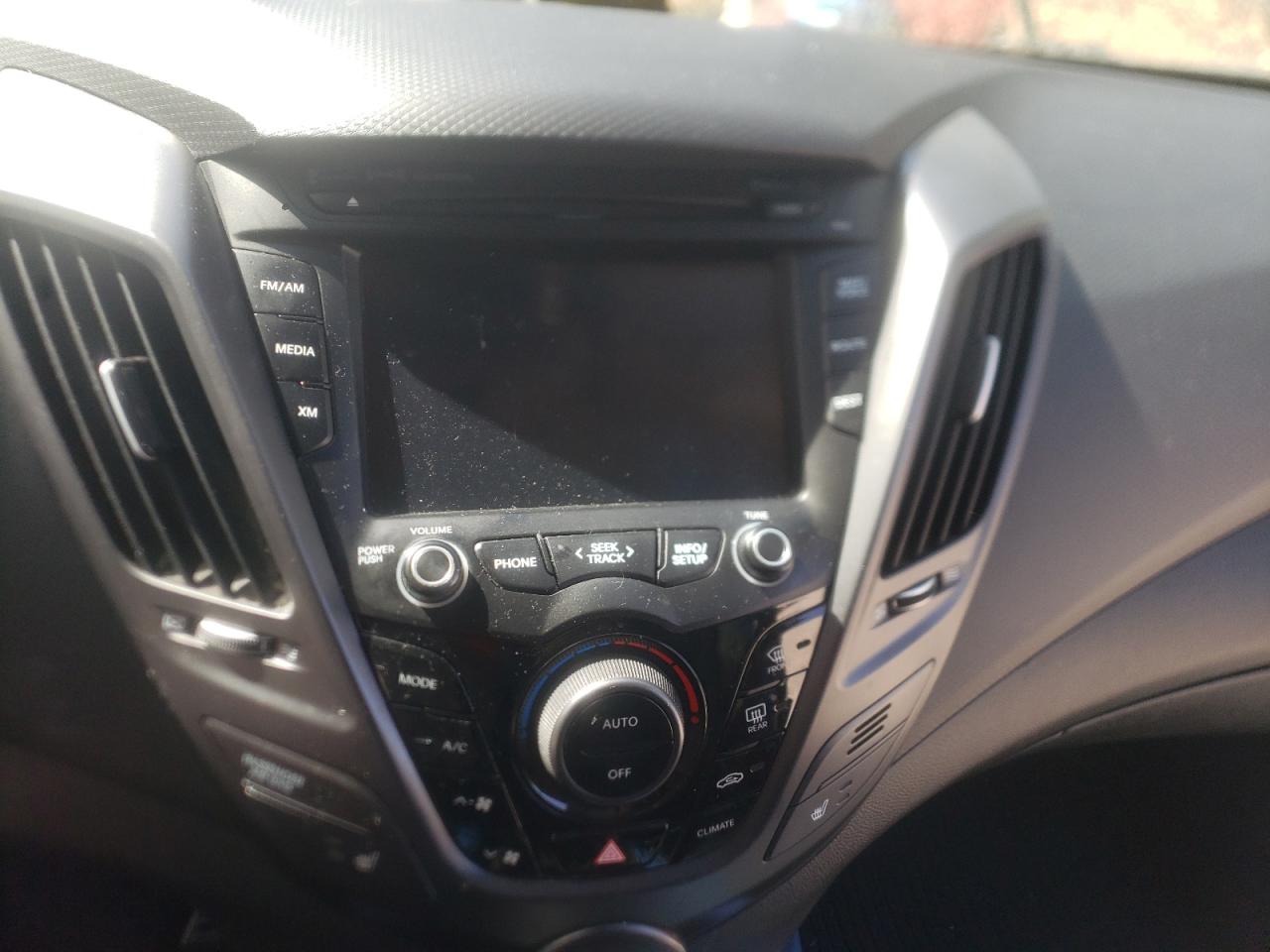 Photo 9 from auction – 2014 HYUNDAI VELOSTER T with VIN KMHTC6AE2EU186444