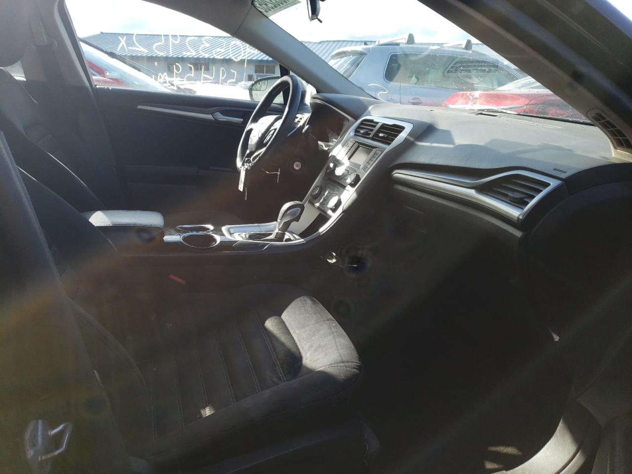 Photo 5 from auction – 2014 FORD FUSION SE with VIN 3FA6P0H78ER125199
