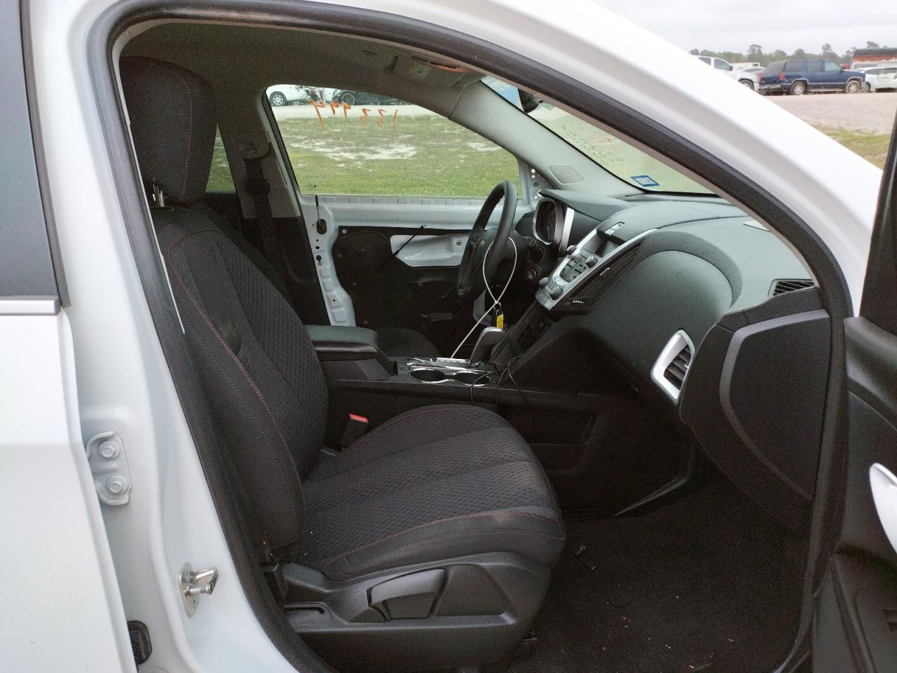 Photo 5 from auction – 2013 CHEVROLET EQUINOX LS with VIN 2GNFLCEK4D6359594