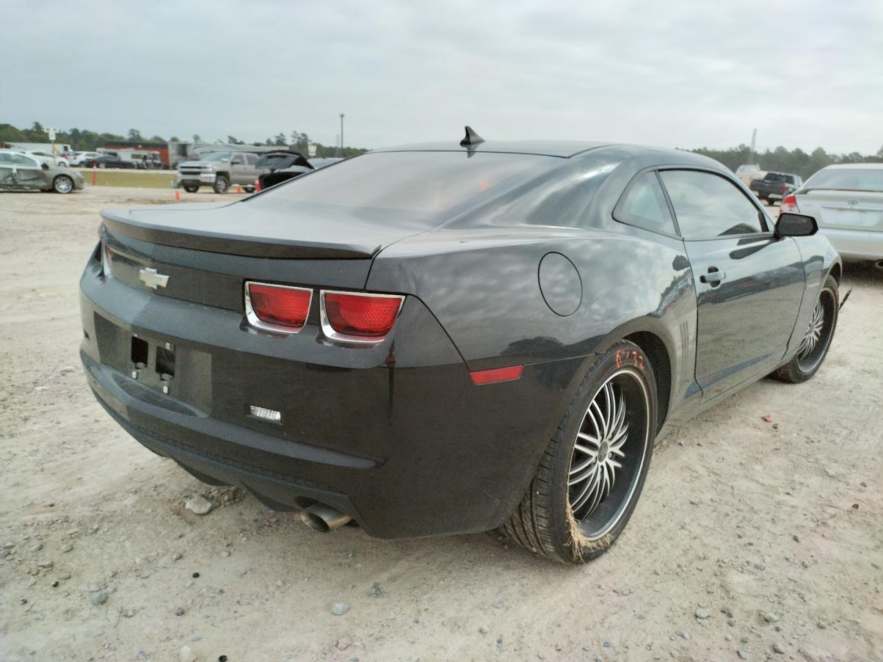 Photo 4 from auction – 2012 CHEVROLET CAMARO LS with VIN 2G1FA1E30C9158065