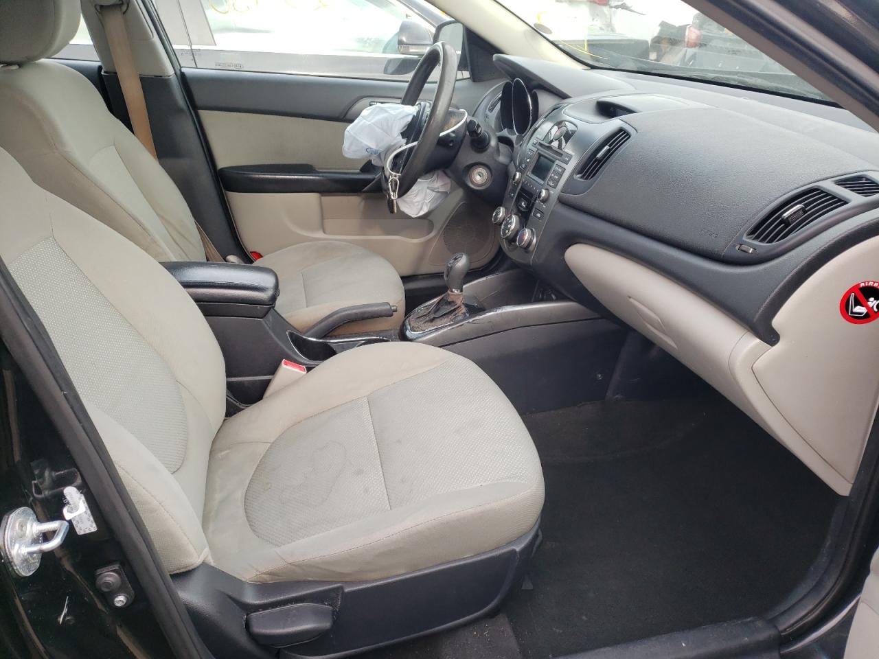 Photo 5 from auction – 2013 KIA FORTE EX with VIN KNAFU5A2XD5728507