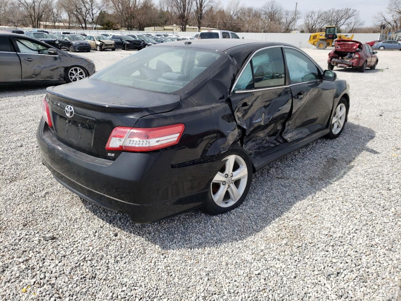 Photo 4 from auction – 2011 TOYOTA CAMRY BASE with VIN 4T1BF3EK9BU193937