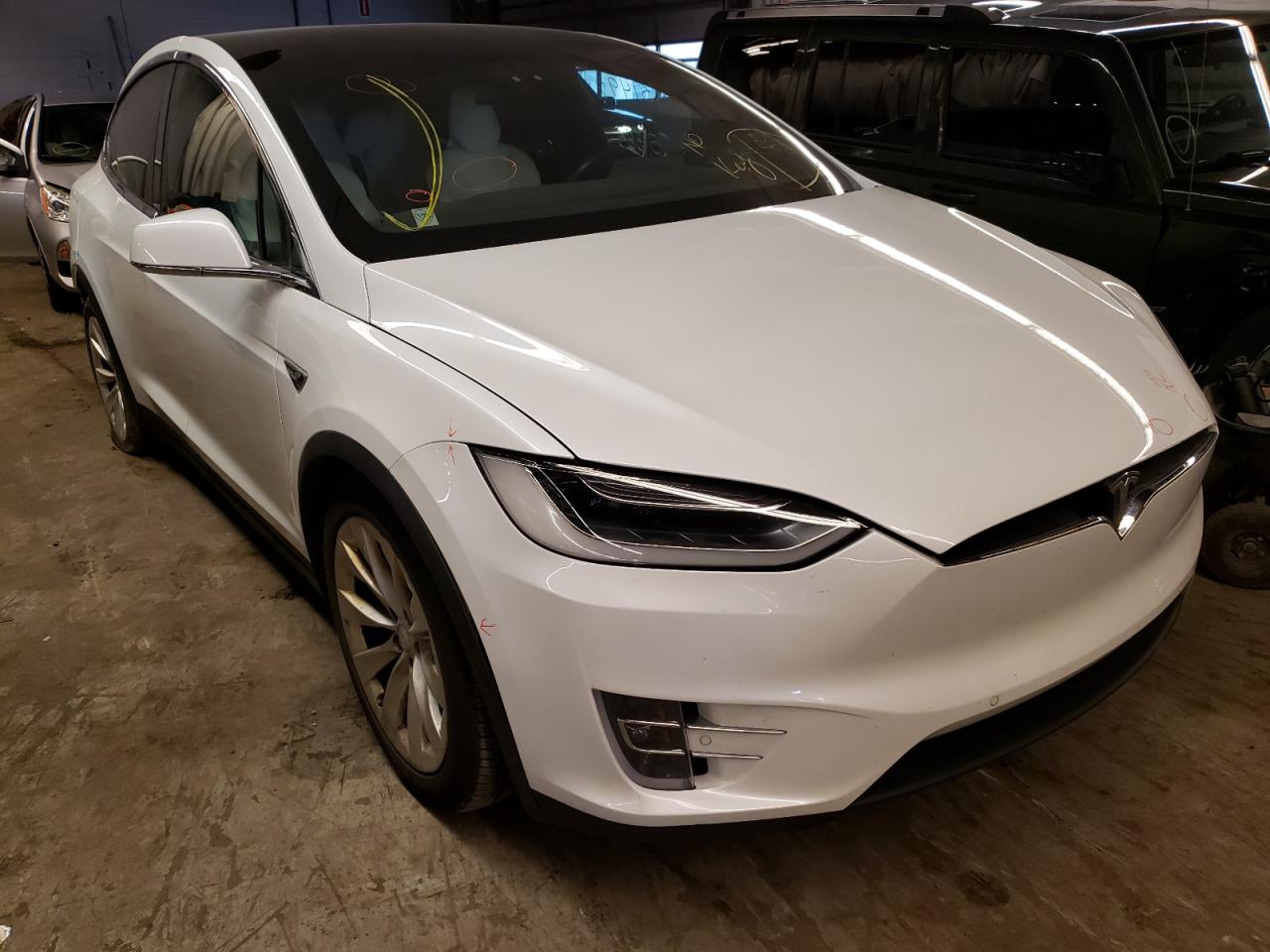 TESLA MODEL X 2016 with VIN 5YJXCAE43GFS00812 - Photo from auction