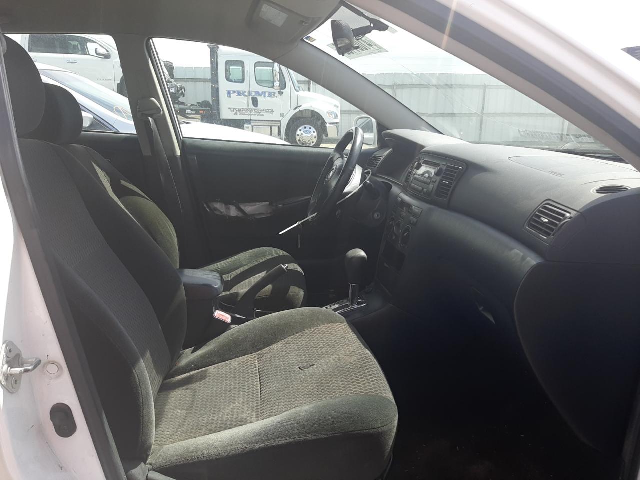 Photo 5 from auction – 2005 TOYOTA COROLLA CE with VIN 1NXBR32E05Z467181
