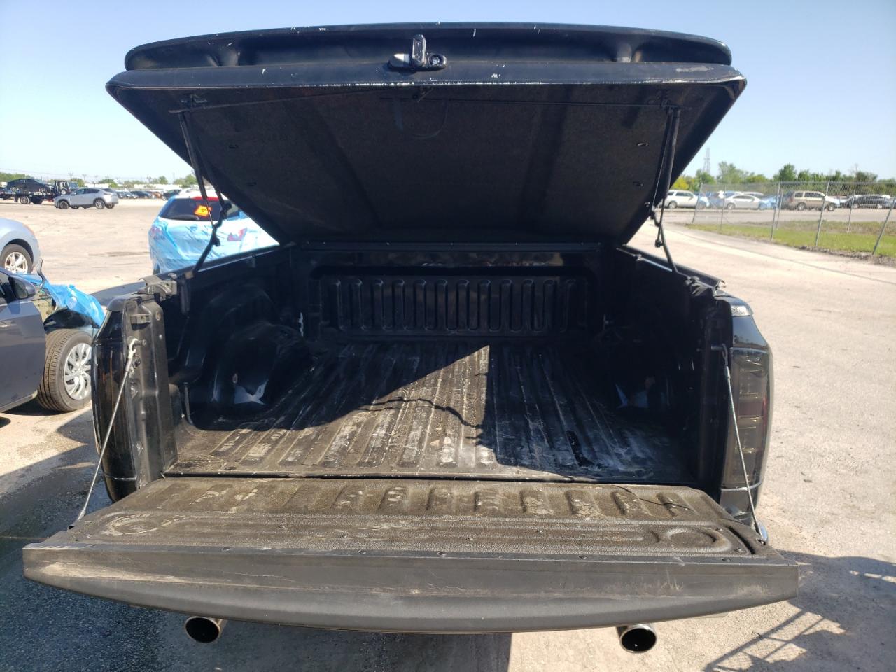 Photo 6 from auction – 2002 DODGE RAM 1500 with VIN 1D7HA16K32J218516