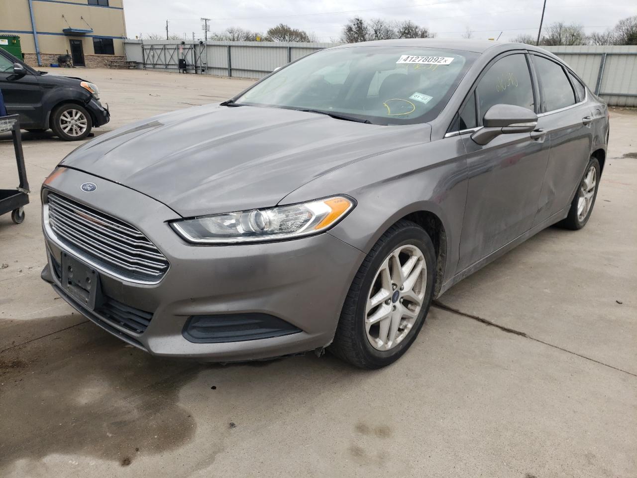 Photo 2 from auction – 2015 FORD FUSION SE with VIN 3FA6P0HR1DR194011
