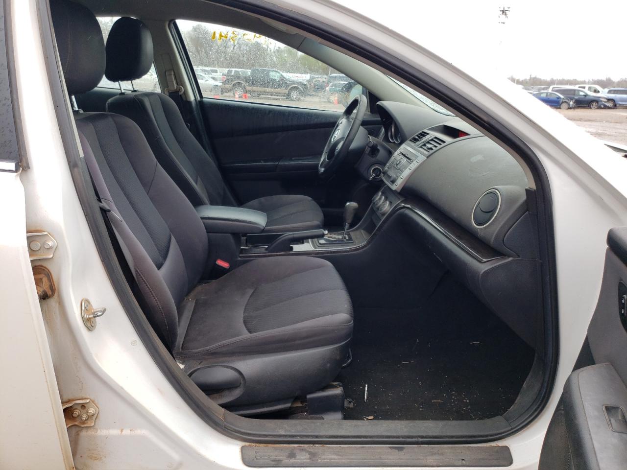 Photo 5 from auction – 2012 MAZDA 6 I with VIN 1YVHZ8DH0C5M27526