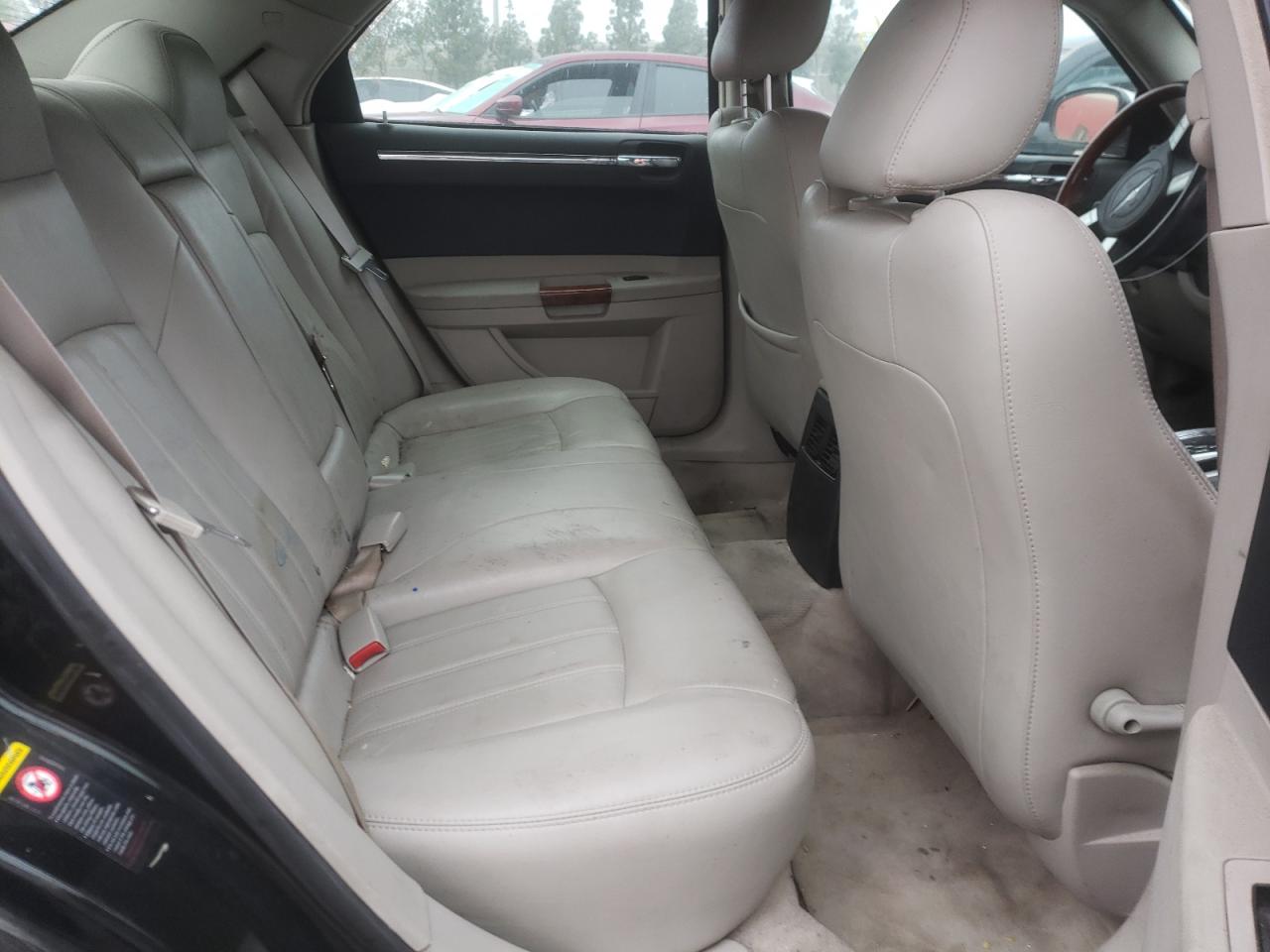 Photo 6 from auction – 2006 CHRYSLER 300C with VIN 2C3LA63H16H189927