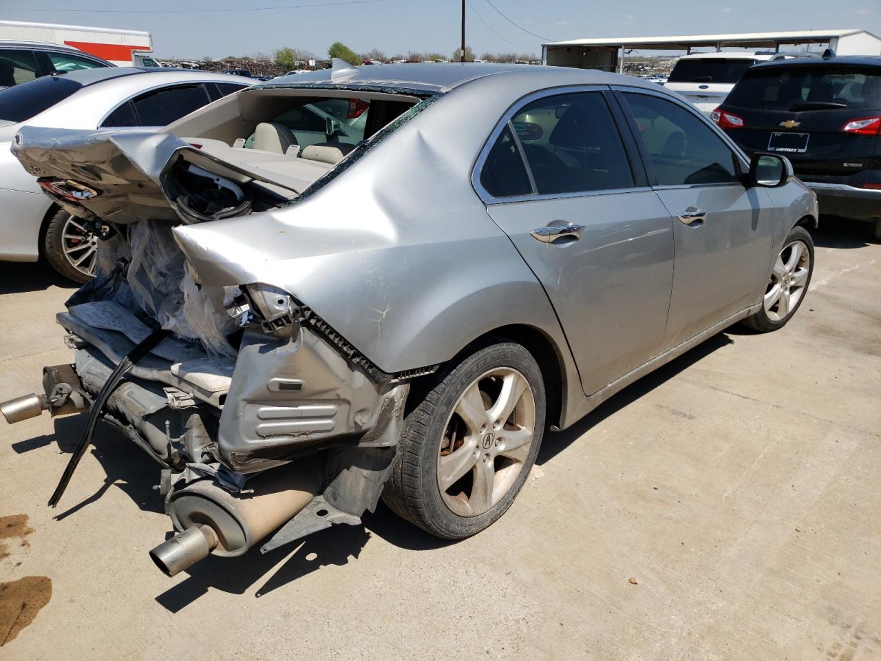 Photo 4 from auction – 2010 ACURA TSX with VIN JH4CU2F63AC026020