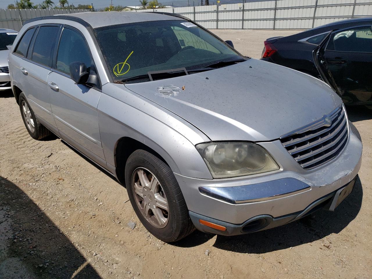 CHRYSLER PACIFICA T 2006 with VIN 2A4GM68456R834206 - Photo from auction