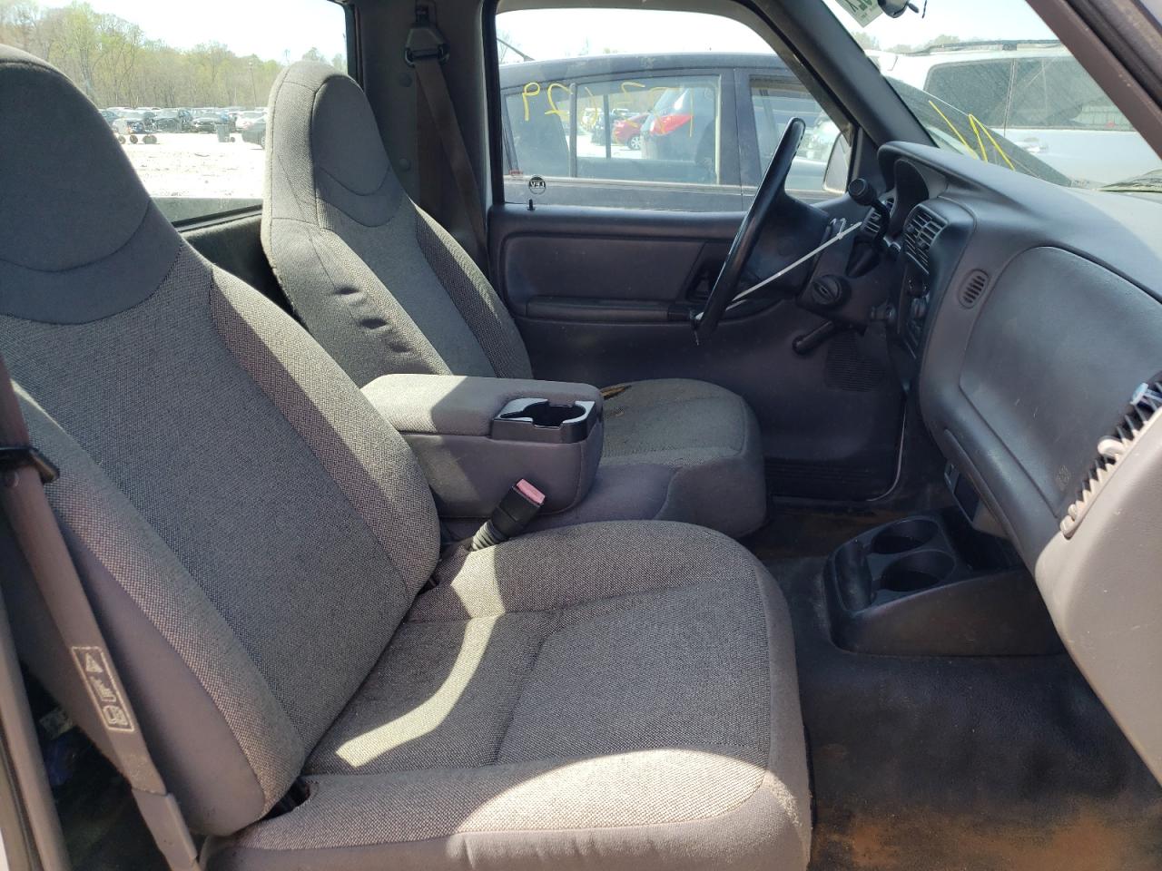 Photo 5 from auction – 2002 FORD RANGER with VIN 1FTYR10U92TA52262