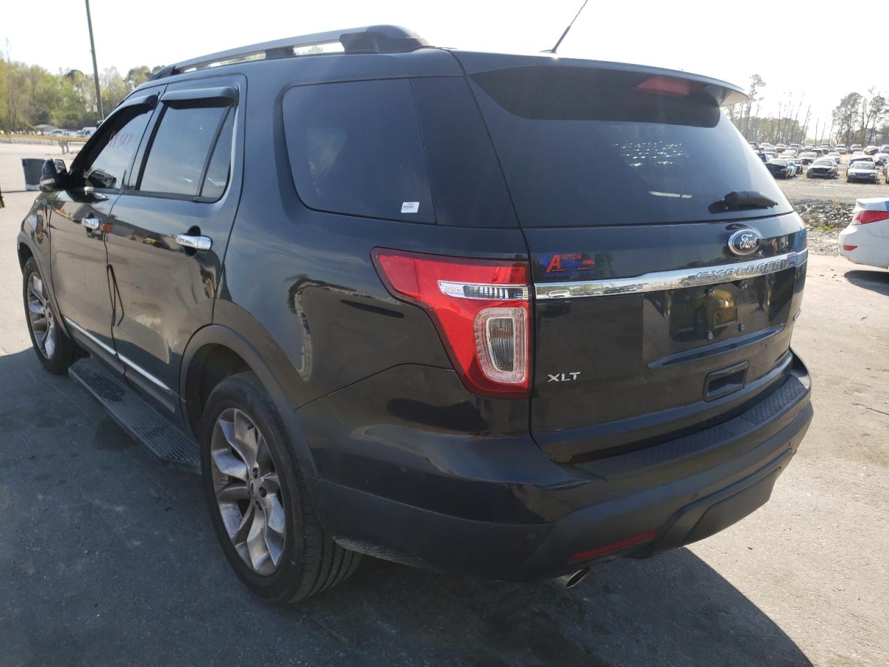 Photo 3 from auction – 2014 FORD EXPLORER X with VIN 1FM5K7D81EGA05940