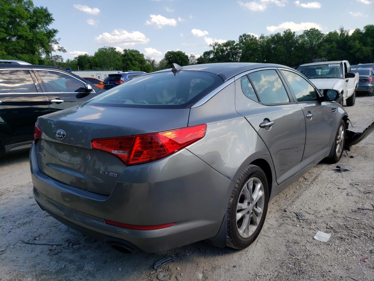 Photo 4 from auction – 2013 KIA OPTIMA EX with VIN 5XXGN4A7XDG144372