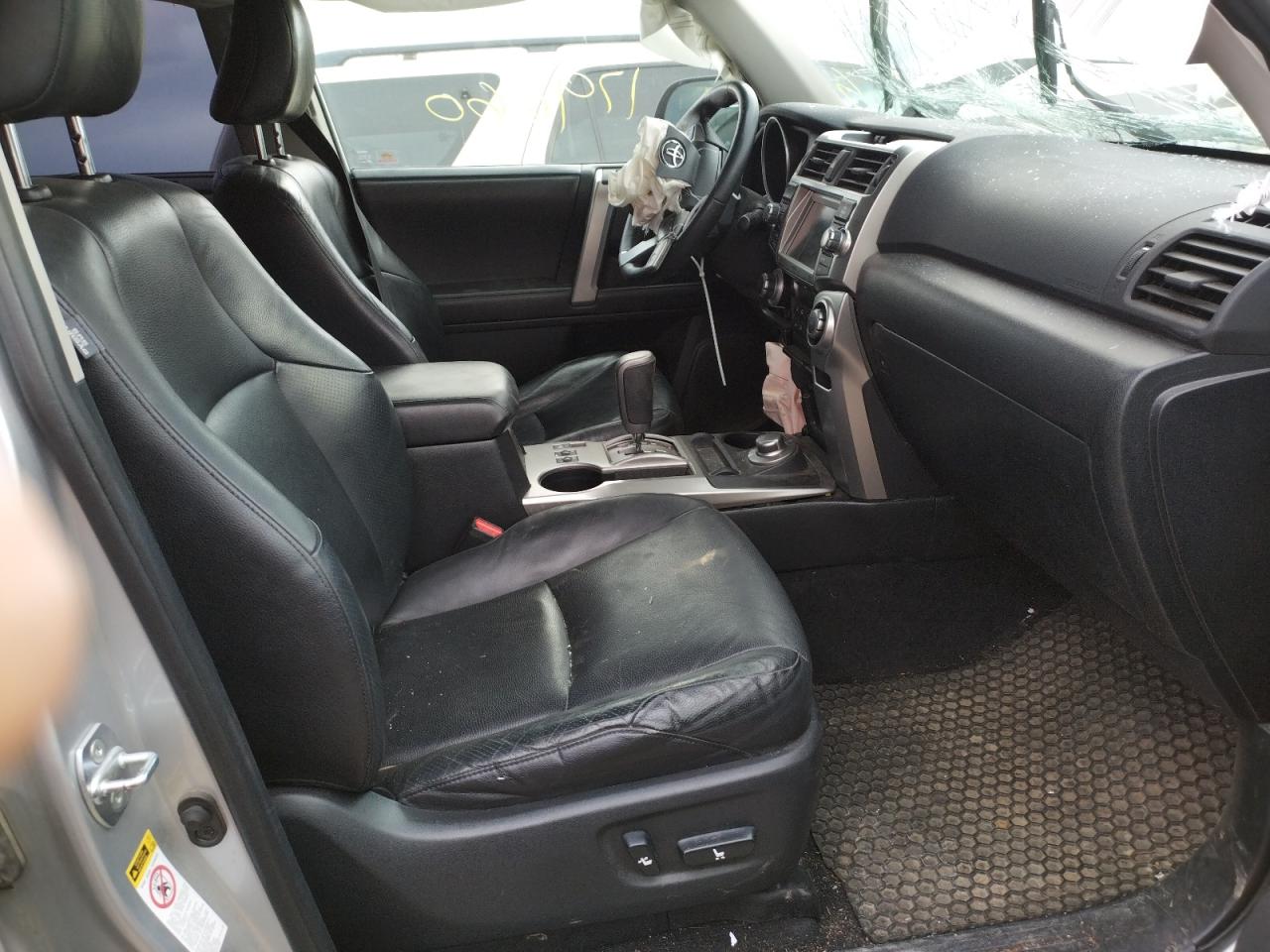 Photo 5 from auction – 2010 TOYOTA 4RUNNER SR with VIN JTEBU5JR8A5007575