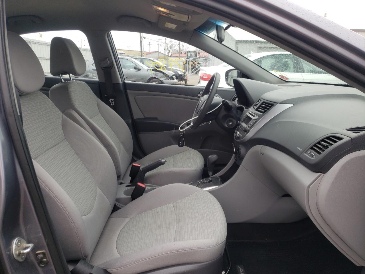Photo 5 from auction – 2016 HYUNDAI ACCENT SE with VIN KMHCT4AE4GU157230