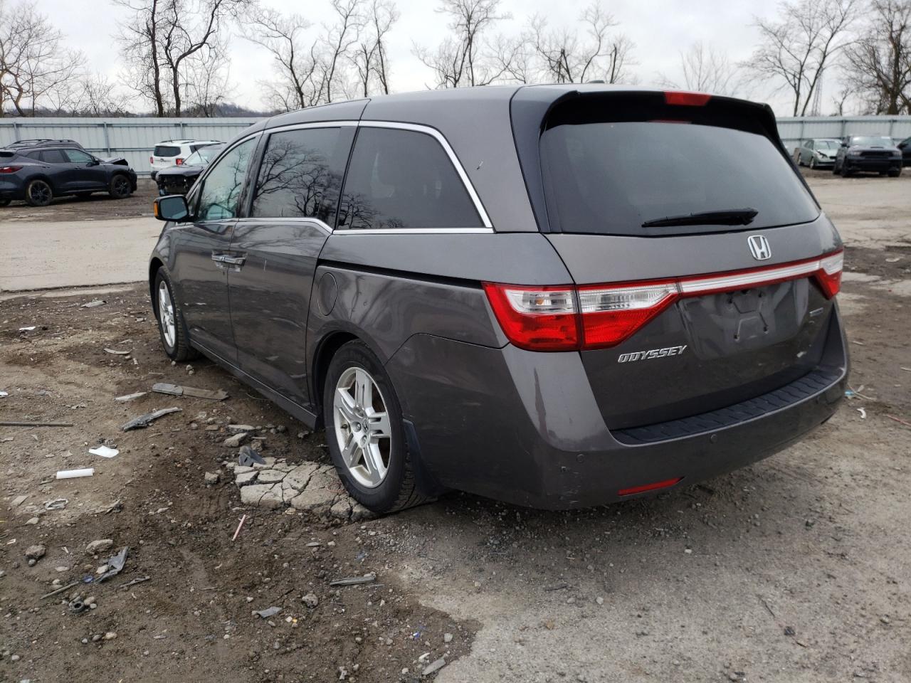 Photo 3 from auction – 2012 HONDA ODYSSEY TO with VIN 5FNRL5H96CB133320