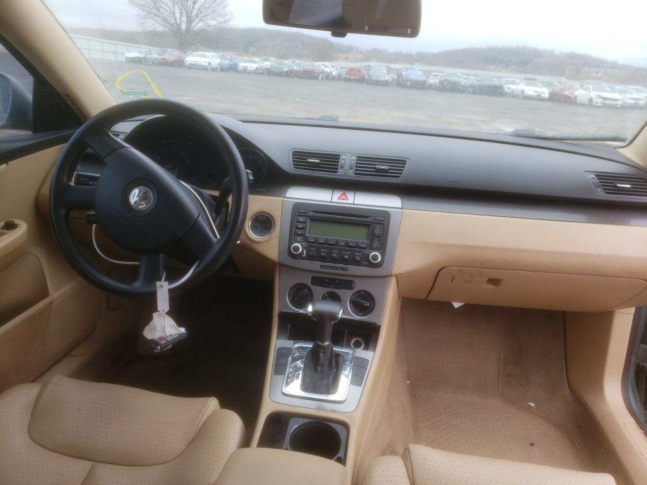 Photo 9 from auction – 2007 VOLKSWAGEN PASSAT 2.0 with VIN WVWLK73CX7E000087