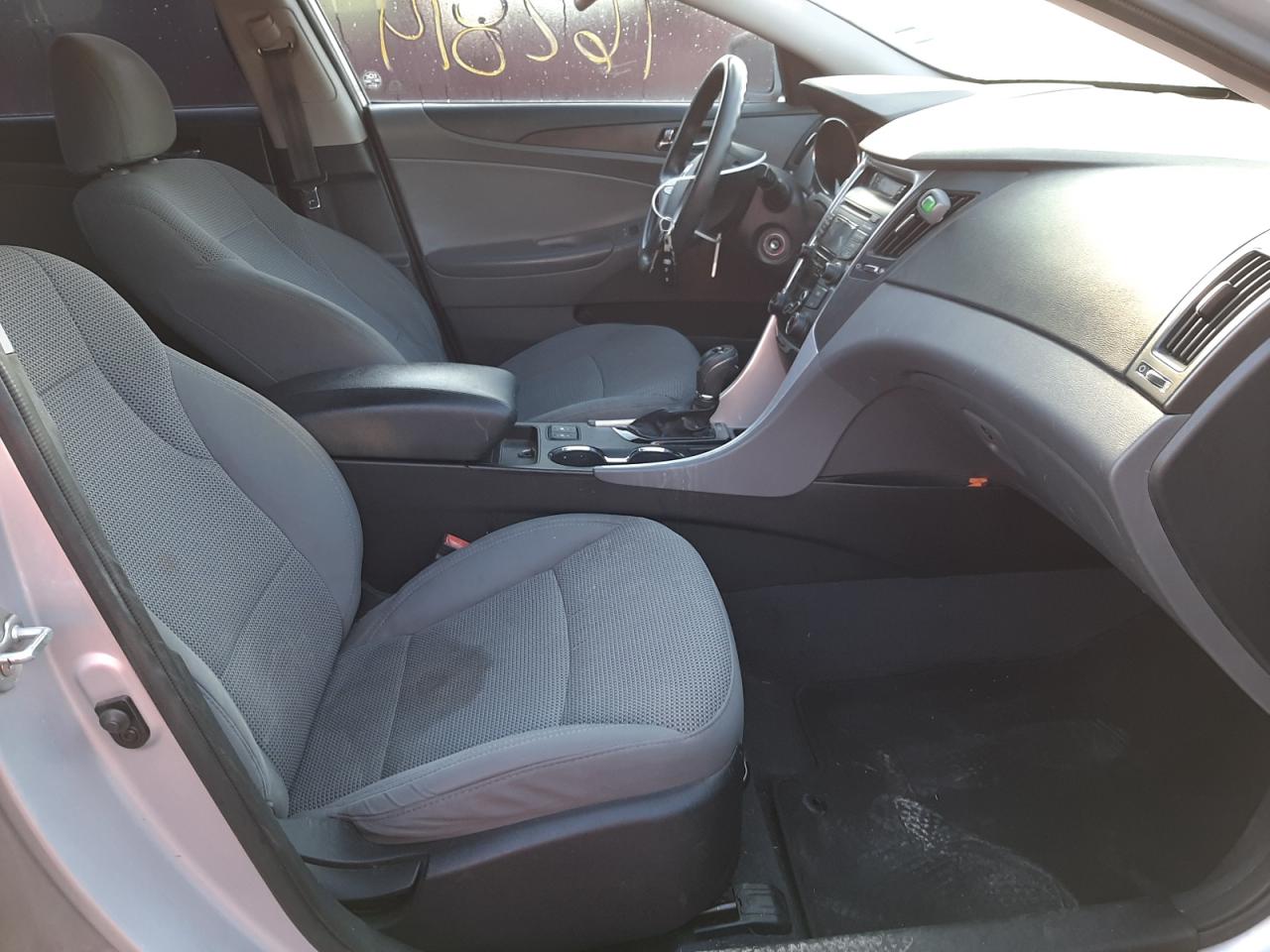 Photo 5 from auction – 2013 HYUNDAI SONATA GLS with VIN 5NPEB4AC4DH727277