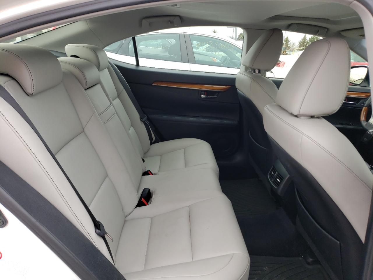 Photo 6 from auction – 2013 LEXUS ES 300H with VIN JTHBW1GG1D2002638