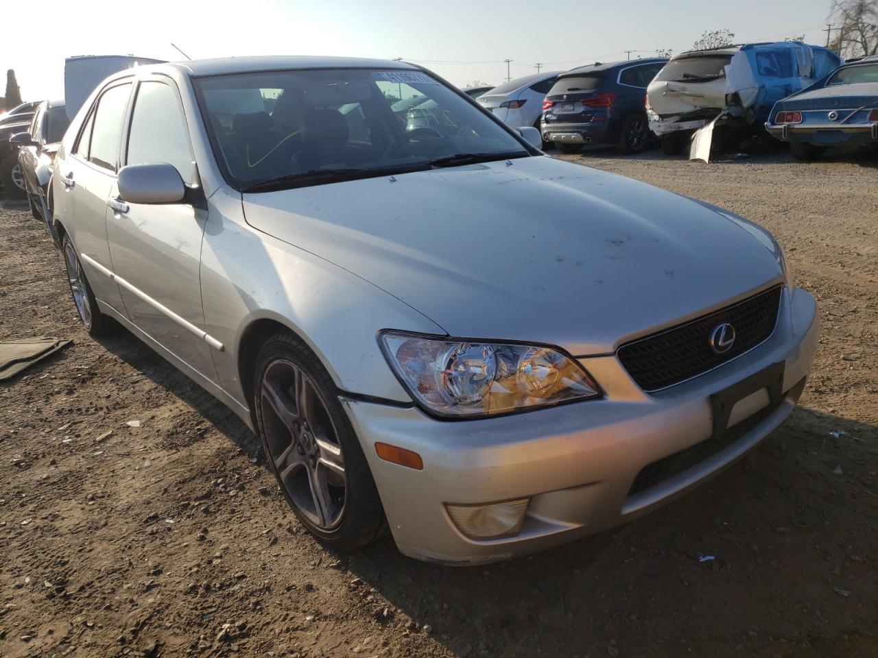 LEXUS IS 300 2003 with VIN JTHBD192530072077 - Photo from auction