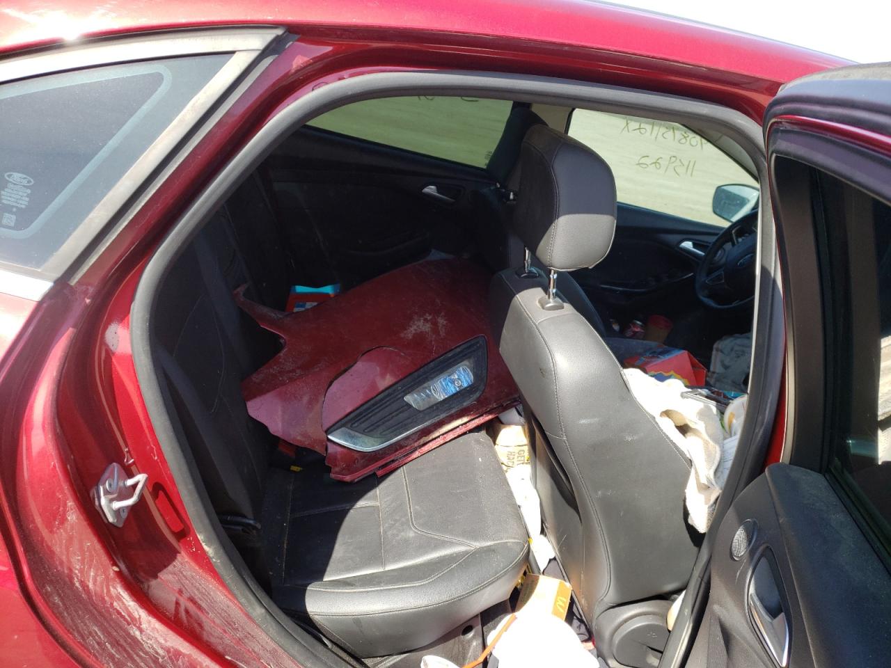 Photo 6 from auction – 2015 FORD FOCUS TITA with VIN 1FADP3J21FL239181
