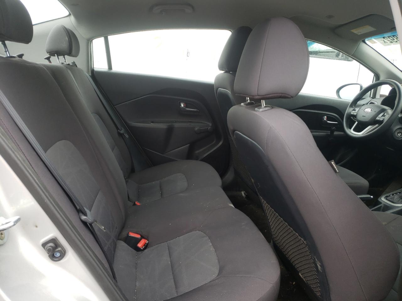 Photo 6 from auction – 2016 KIA RIO LX with VIN KNADM4A38G6676898