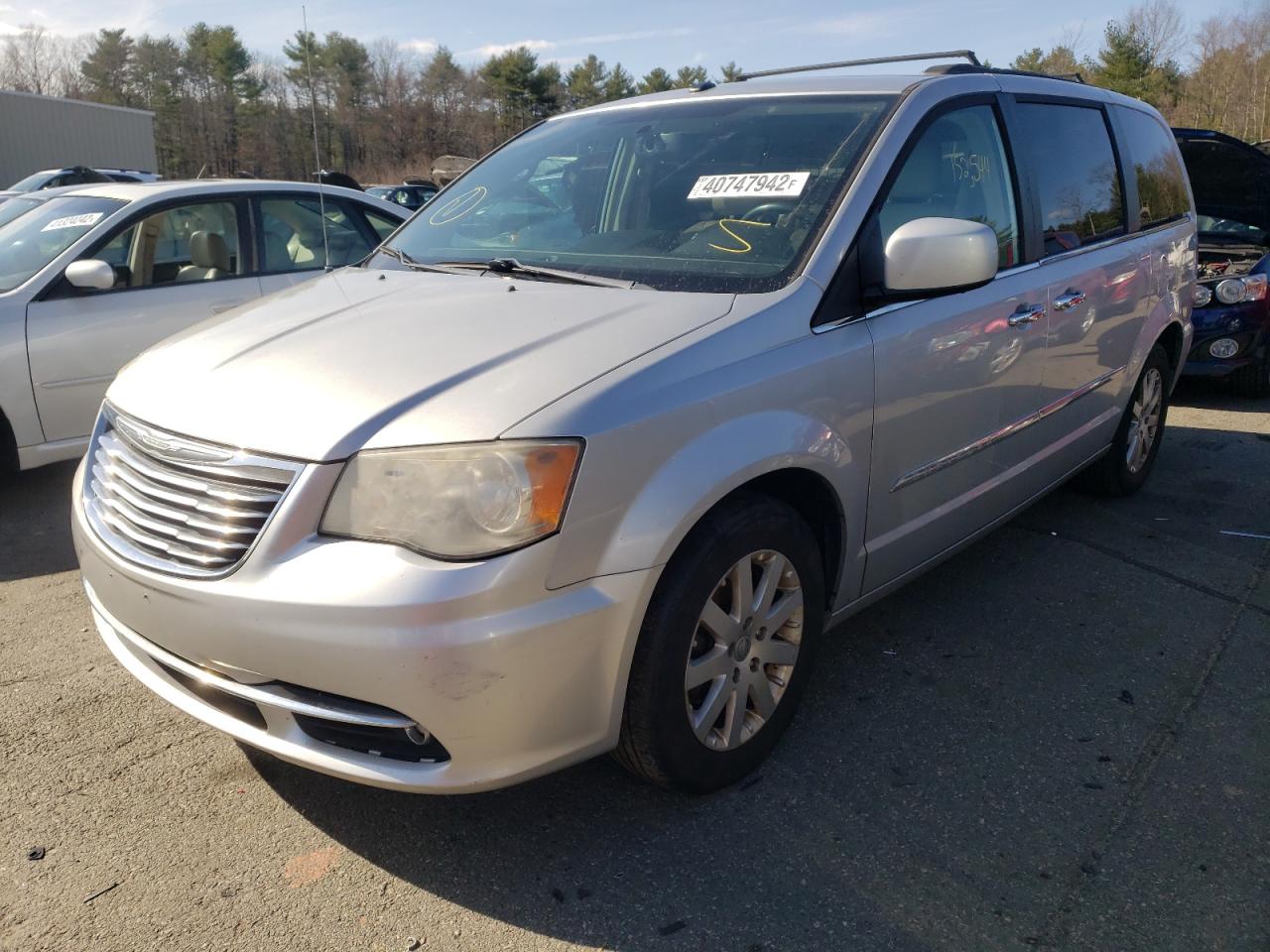Photo 2 from auction – 2011 CHRYSLER TOWN & COU with VIN 2A4RR8DG7BR615473