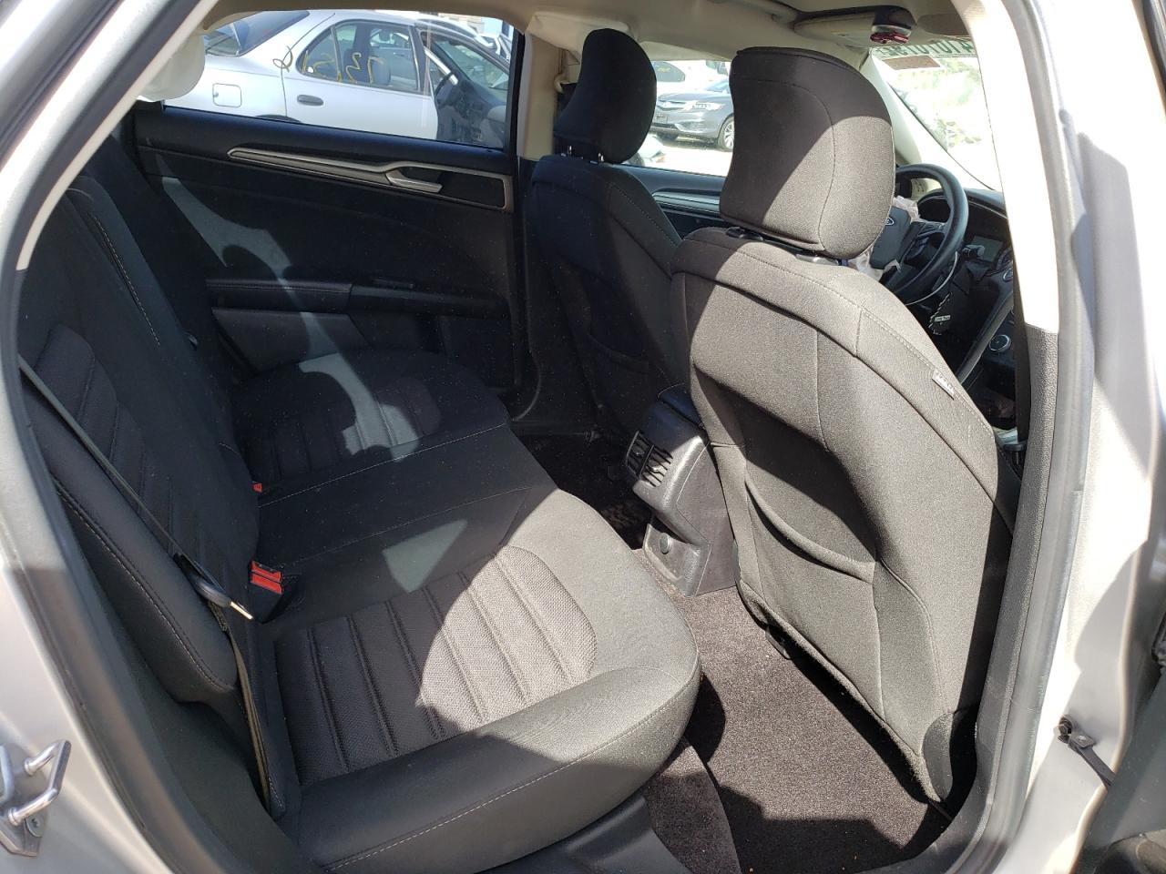 Photo 6 from auction – 2017 FORD FUSION SE with VIN 3FA6P0H79HR195590