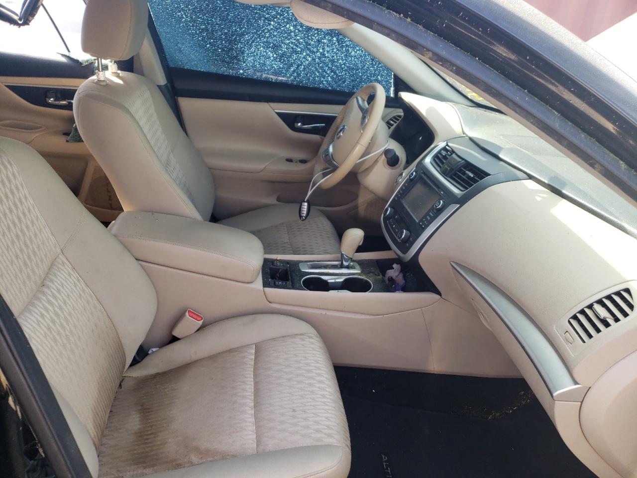 Photo 5 from auction – 2016 NISSAN ALTIMA 2.5 with VIN 1N4AL3AP3GC151017