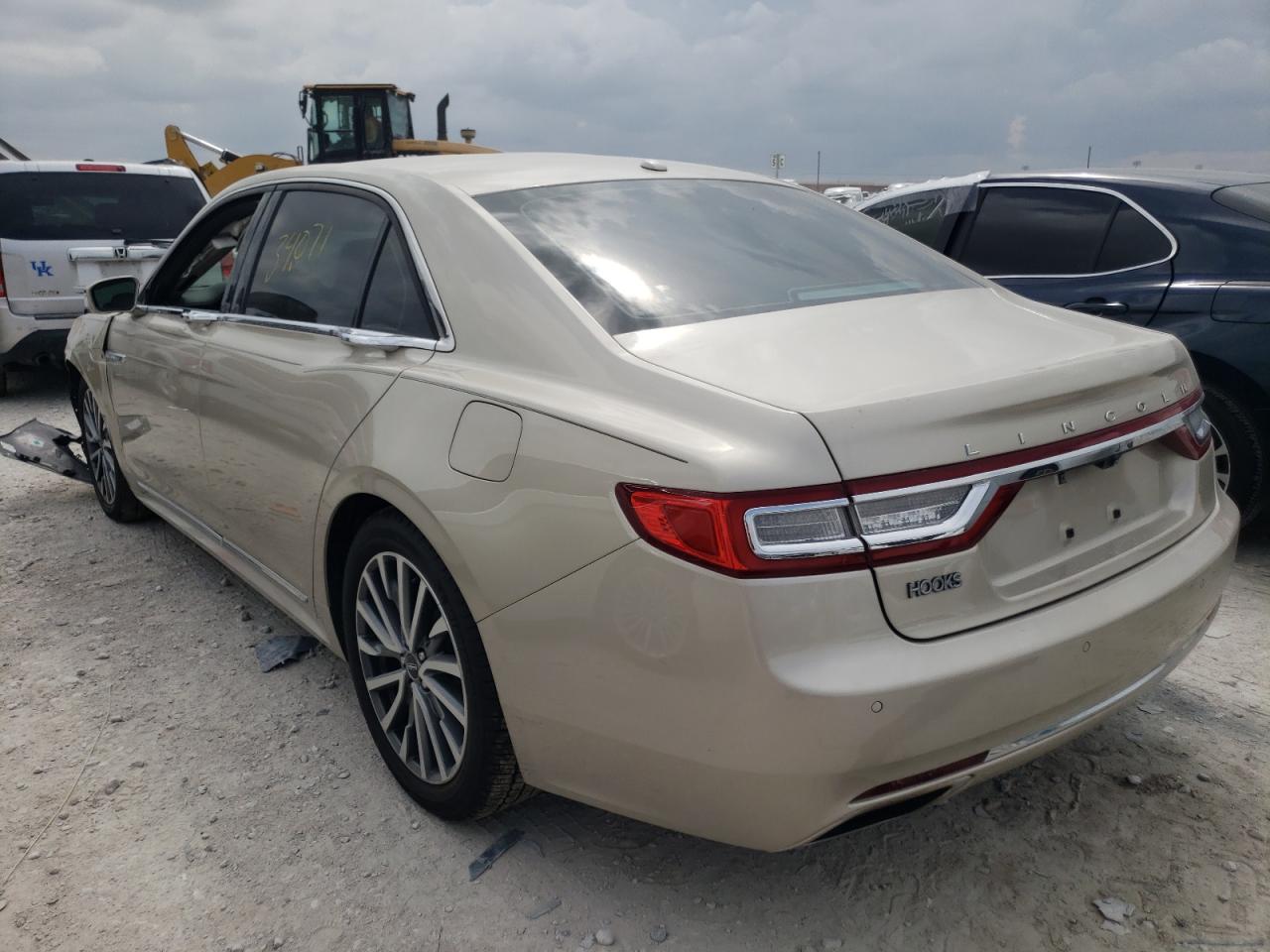 Photo 3 from auction – 2017 LINCOLN CONTINENTA with VIN 1LN6L9SKXH5609448