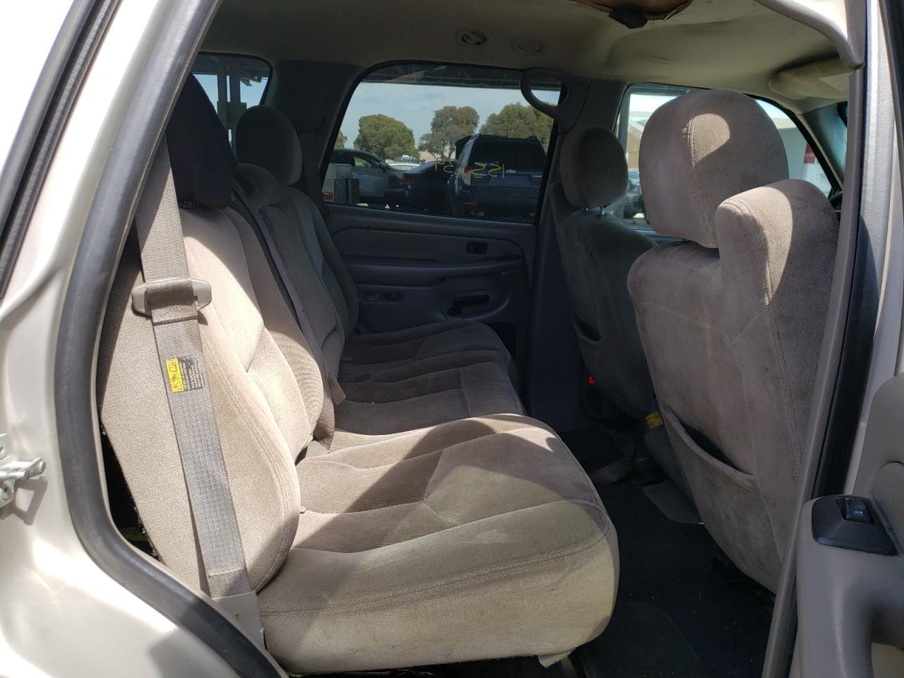 Photo 6 from auction – 2004 GMC YUKON with VIN 1GKEC13T24J213996