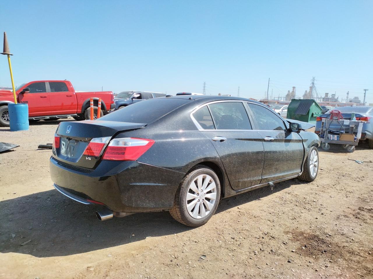 Photo 4 from auction – 2014 HONDA ACCORD EXL with VIN 1HGCR2F88EA131448