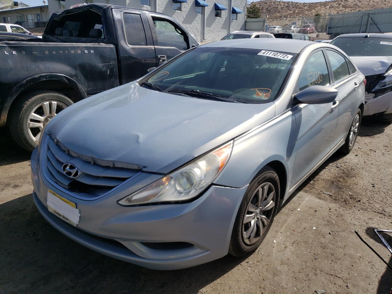 Photo 2 from auction – 2011 HYUNDAI SONATA GLS with VIN 5NPEB4AC5BH072320