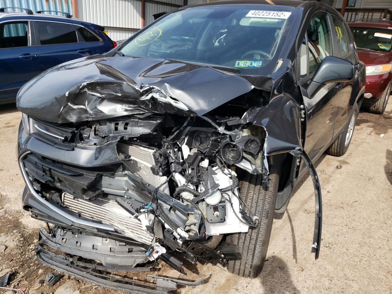 Photo 9 from auction – 2019 CHEVROLET TRAX LS with VIN 3GNCJNSB2KL287215