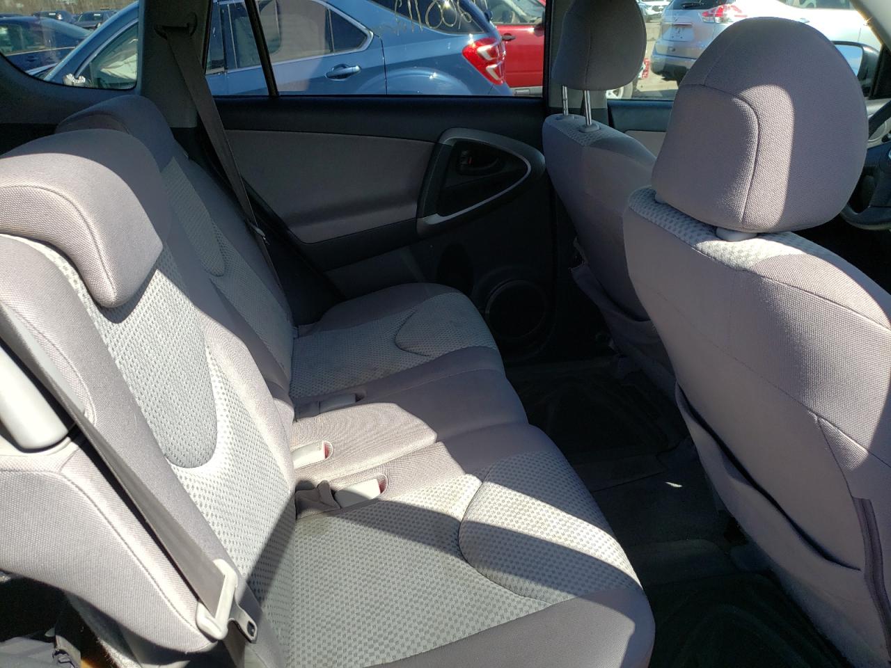Photo 6 from auction – 2008 TOYOTA RAV4 with VIN JTMBK33V785043115