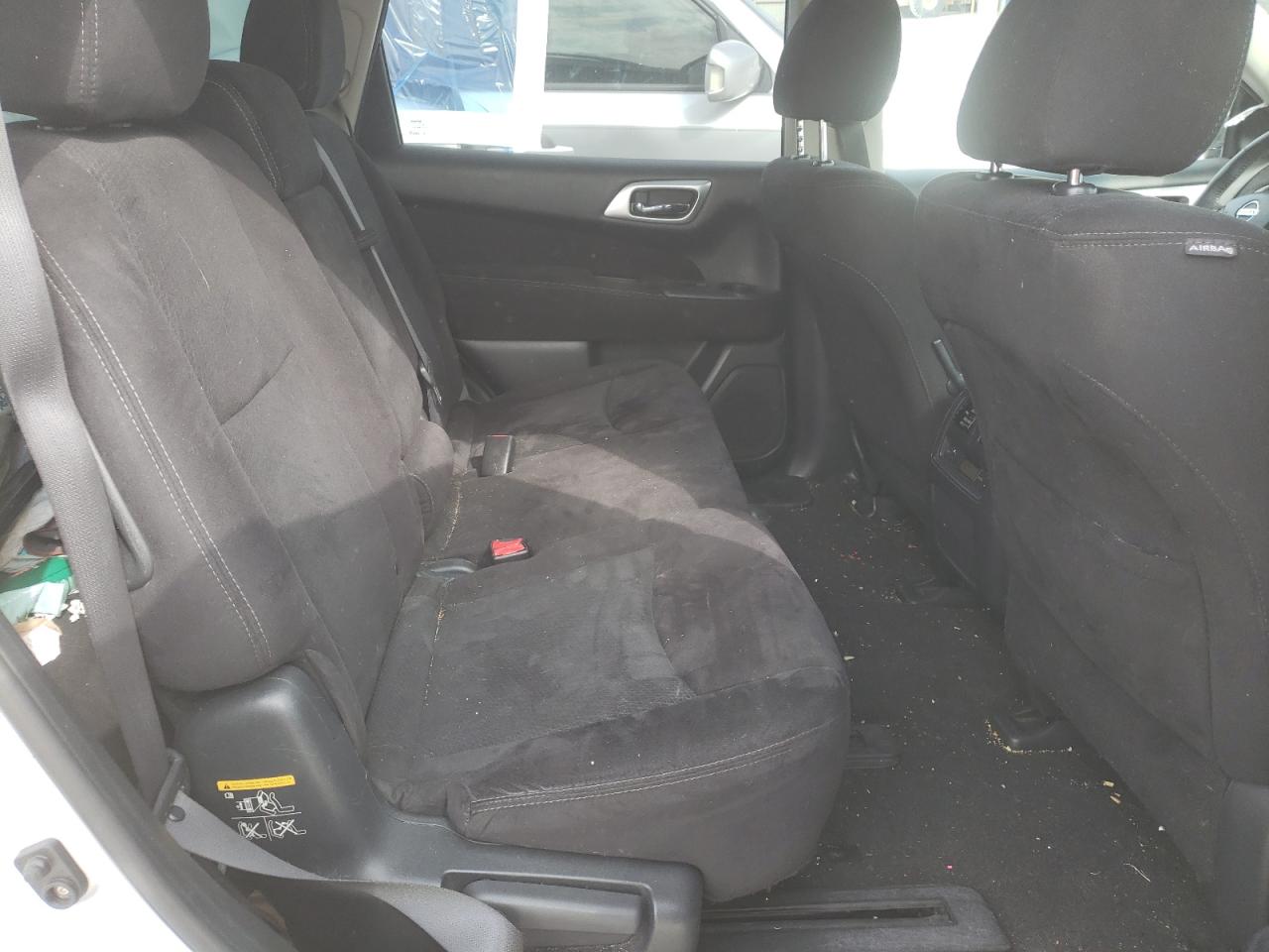 Photo 6 from auction – 2014 NISSAN PATHFINDER with VIN 5N1AR2MN8EC625582