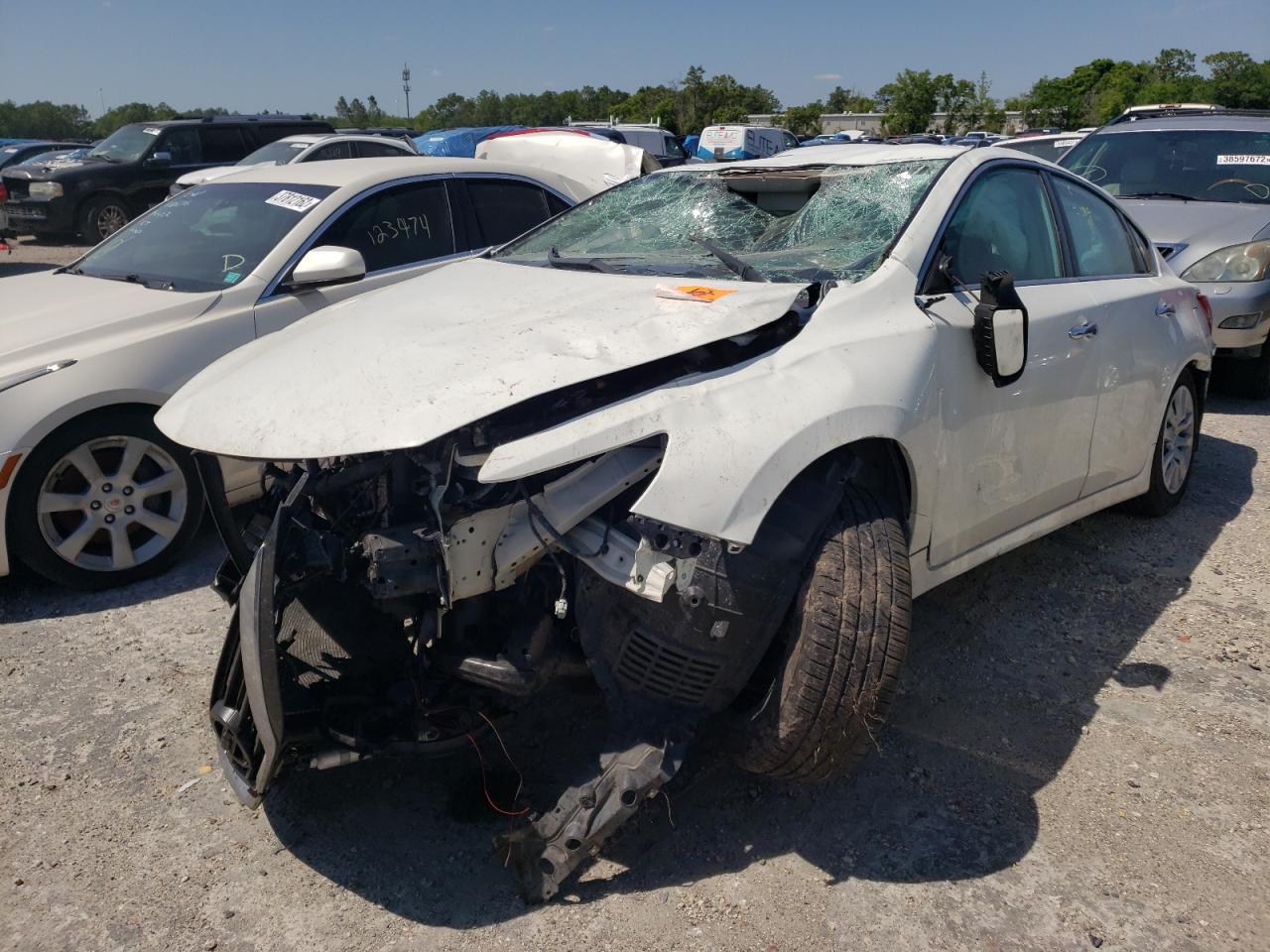 Photo 2 from auction – 2017 NISSAN ALTIMA 2.5 with VIN 1N4AL3AP2HC486304