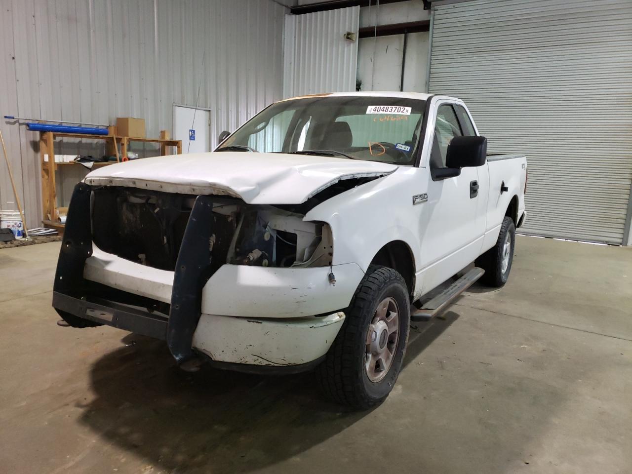 Photo 2 from auction – 2005 FORD F150 with VIN 1FTRF14W95KC64629