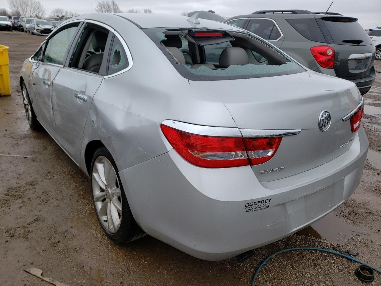 Photo 3 from auction – 2012 BUICK VERANO with VIN 1G4PP5SK2C4218830