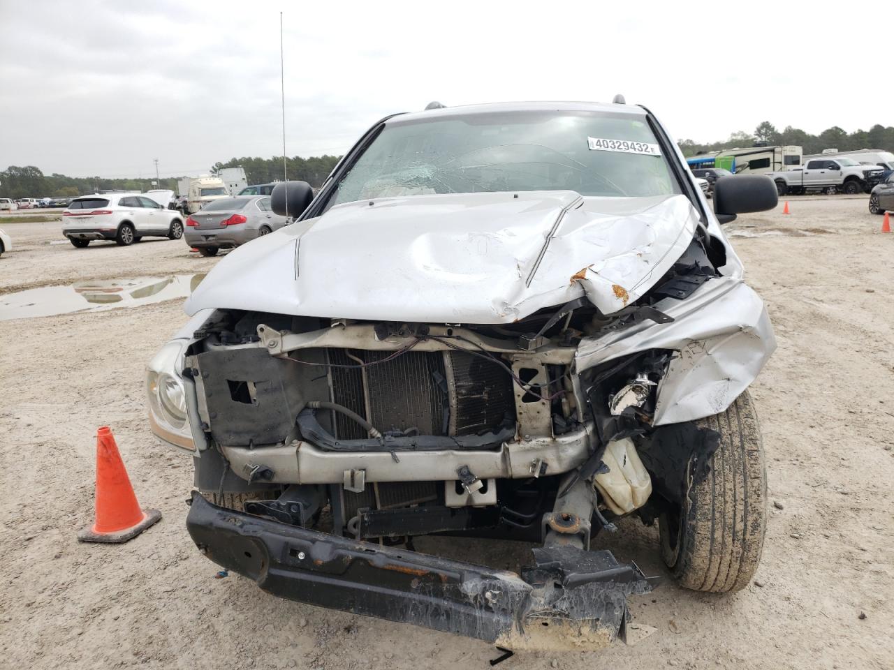 Photo 9 from auction – 2004 DODGE DURANGO SL with VIN 1D4HD48D84F143869