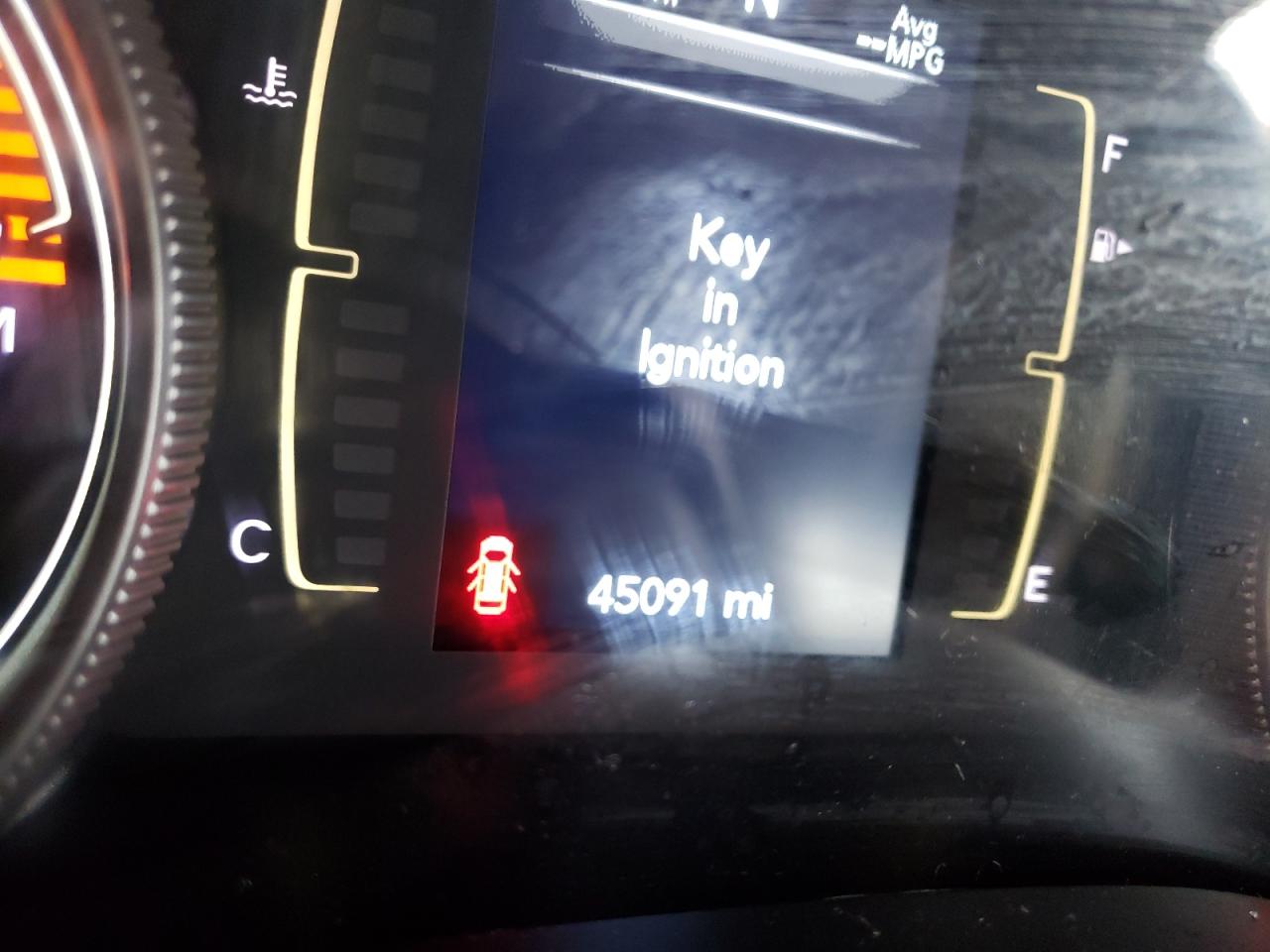 Photo 8 from auction – 2019 JEEP CHEROKEE L with VIN 1C4PJLCB6KD438558