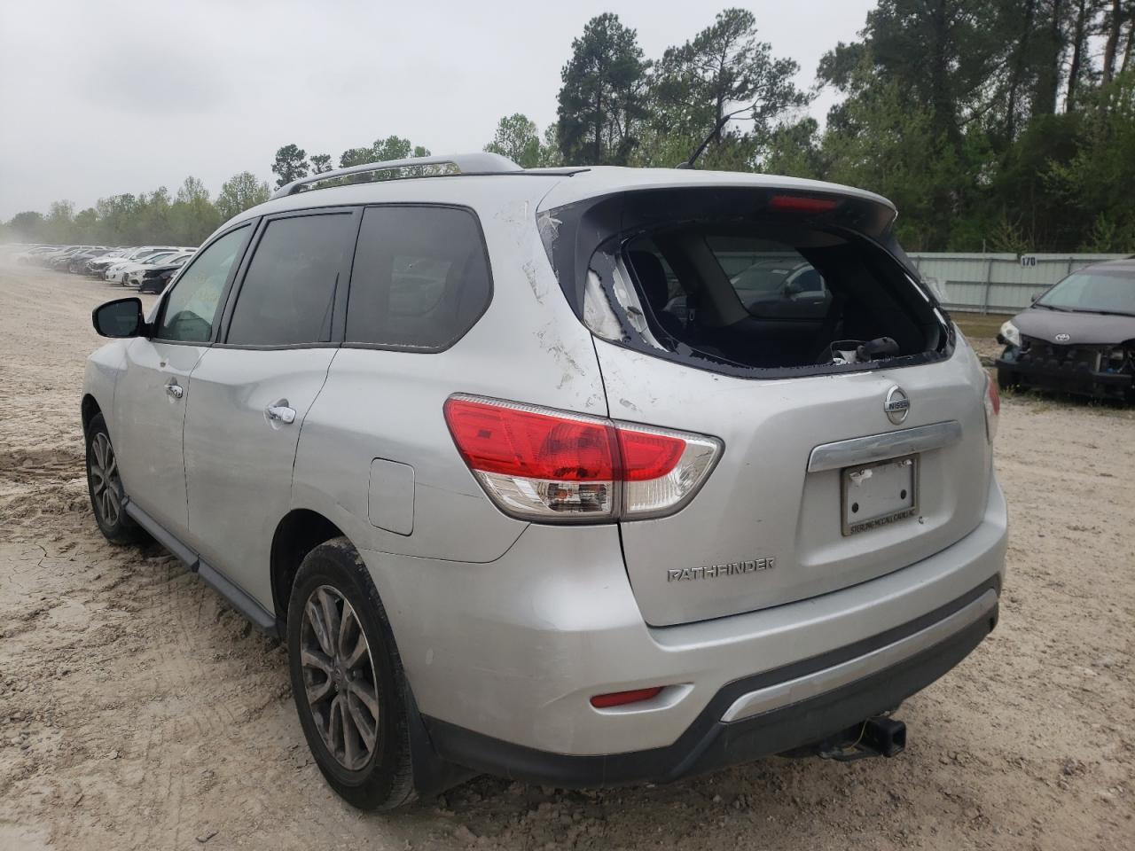 Photo 3 from auction – 2015 NISSAN PATHFINDER with VIN 5N1AR2MNXFC648282