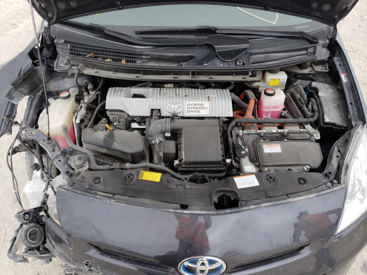 Photo 7 from auction – 2015 TOYOTA PRIUS with VIN JTDKN3DUXF1904725