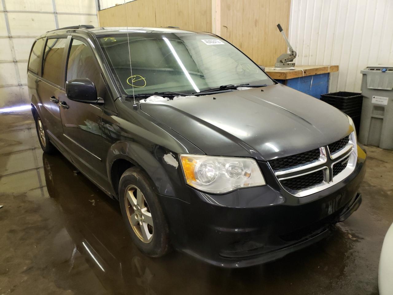 DODGE GRAND CARA 2011 with VIN 2D4RN3DG2BR646184 - Photo from auction