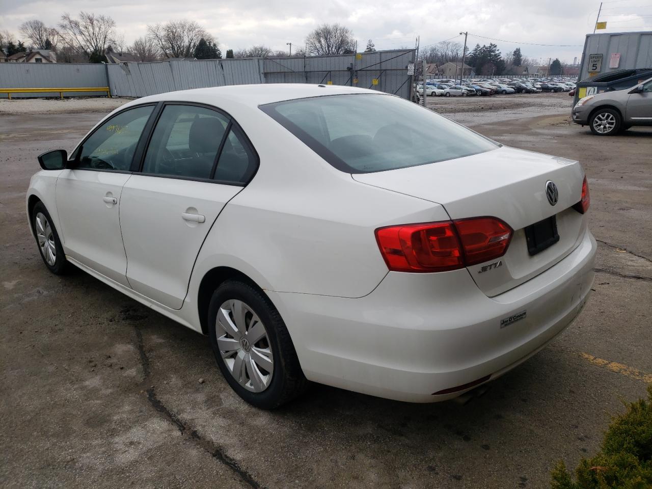Photo 3 from auction – 2011 VOLKSWAGEN JETTA BASE with VIN 3VW2K7AJ6BM355576